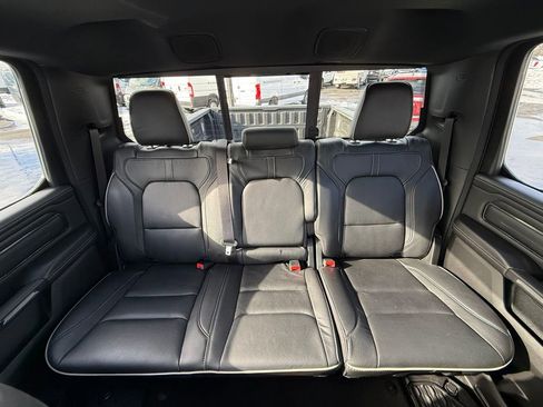 Used 2022 RAM 1500 Limited w/ Cold Weather Group AWD/4WD image 16