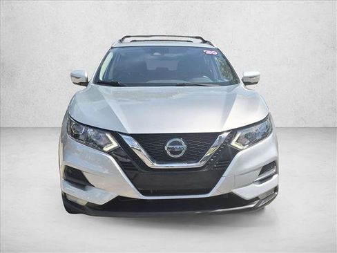 Used 2020 Nissan Rogue Sport SV w/ Technology Package FWD image 2