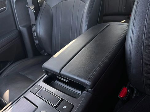 Used 2016 Hyundai Genesis 3.8 image 21