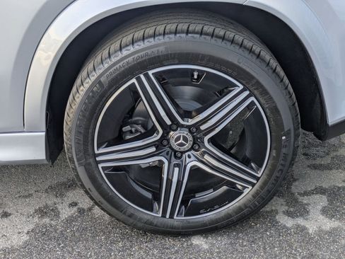 New 2026 Mercedes-Benz GLE 450e 4MATIC image 16