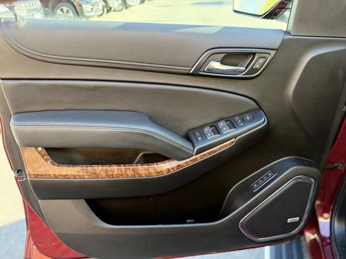 Used 2019 Chevrolet Tahoe Premier w/ Premier Plus Edition image 18