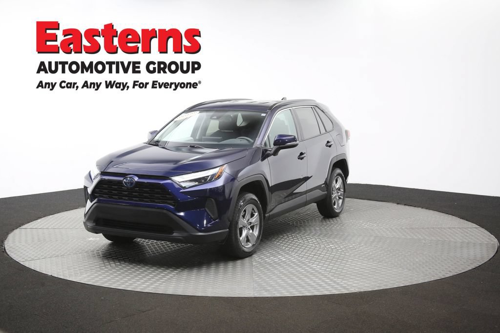 Used 2024 Toyota RAV4 XLE AWD/4WD image 54