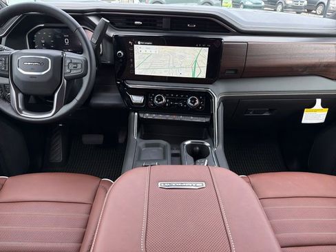 New 2026 GMC Sierra 2500 Denali Ultimate AWD/4WD image 9
