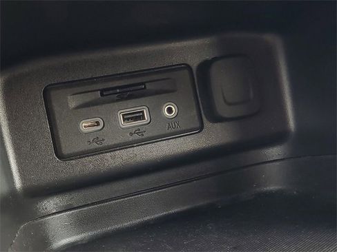 Certified 2023 Chevrolet Equinox LT image 25