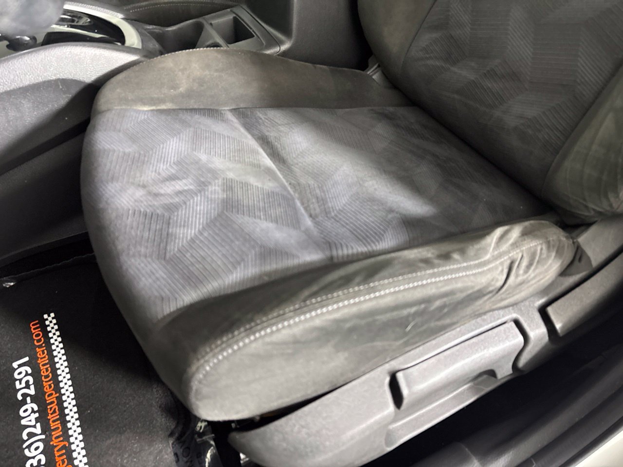 Used 2015 Nissan Rogue S FWD image 9