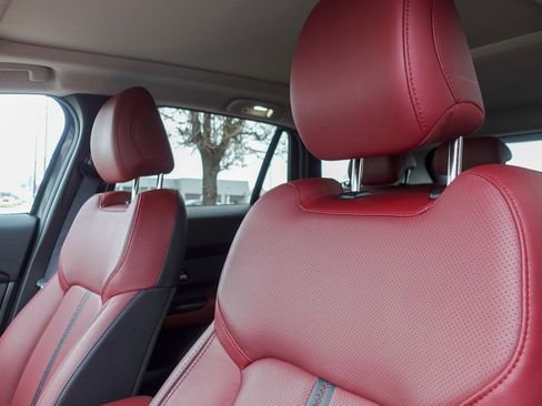 Certified 2025 MAZDA CX-50 AWD 2.5 Hybrid w/ Premium Pkg image 10