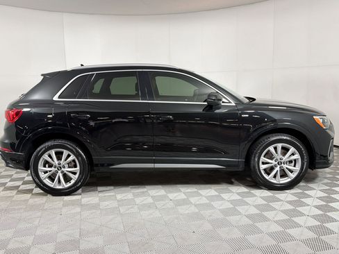 Used 2021 Audi Q3 2.0T Premium w/ Convenience Package AWD/4WD image 8