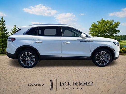 Certified 2023 Lincoln Nautilus Reserve AWD/4WD image 8