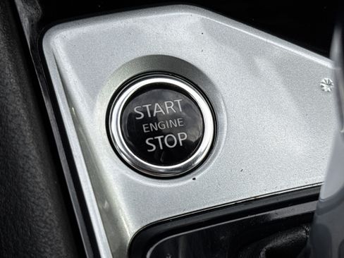 Used 2024 Nissan Altima 2.5 SV image 25