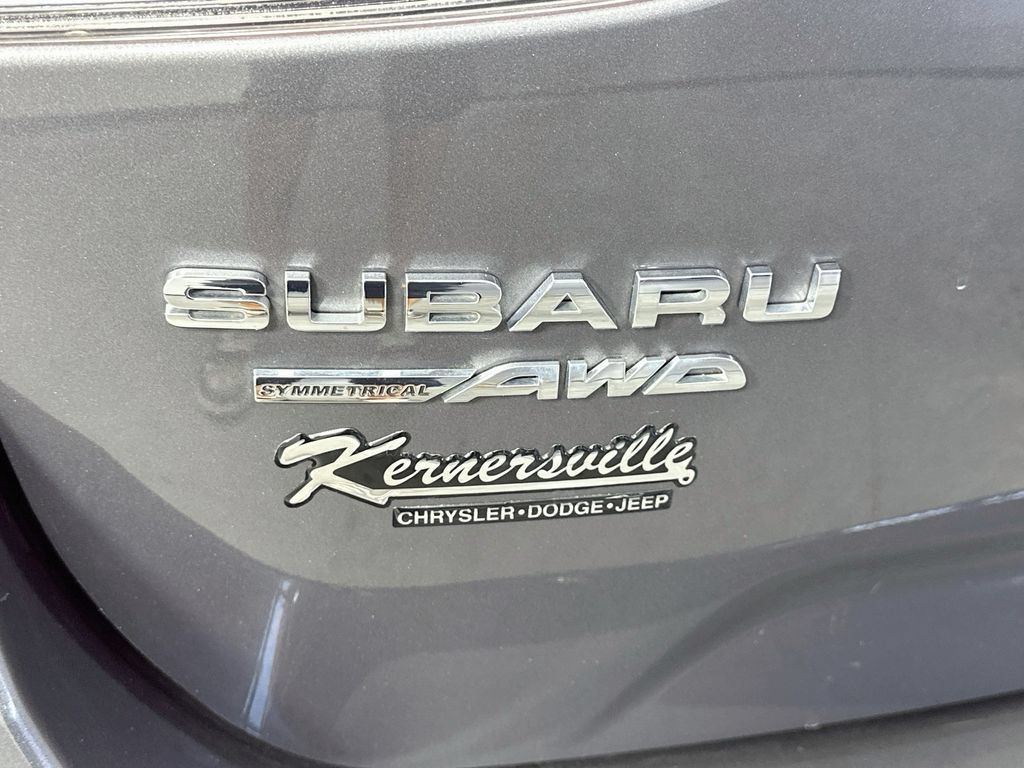 Used 2022 Subaru Forester AWD/4WD image 37