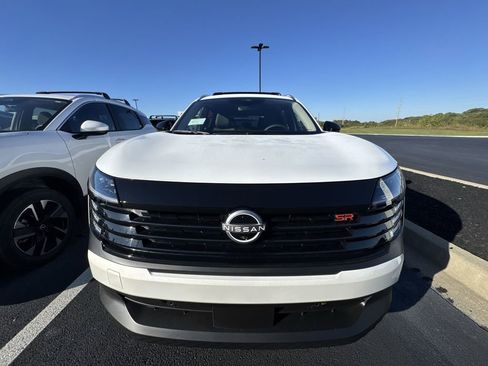 New 2026 Nissan Kicks SR w/ SR Premium Package image 27