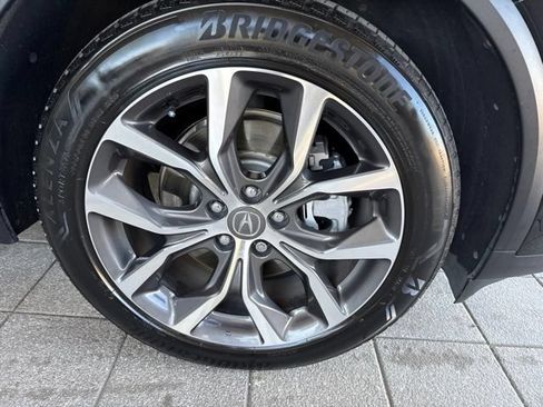 Certified 2024 Acura MDX FWD w/ Technology Package image 5