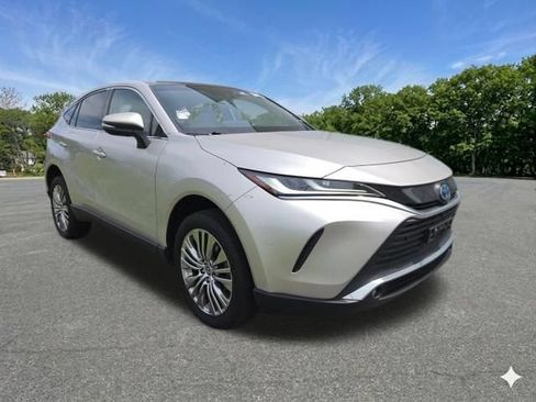 Used 2023 Toyota Venza Limited AWD/4WD image 4