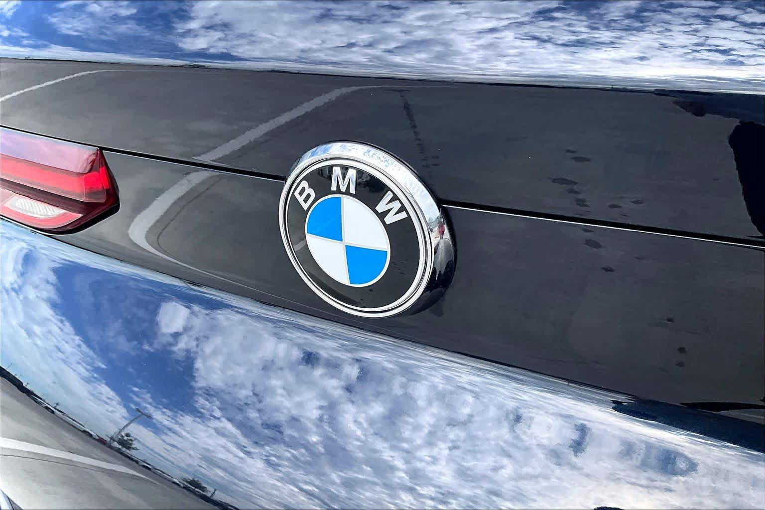 Used 2027 BMW X6 xDrive40i AWD/4WD image 29