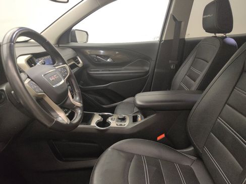 Used 2022 GMC Terrain Denali w/ Denali Premium Package AWD/4WD image 17