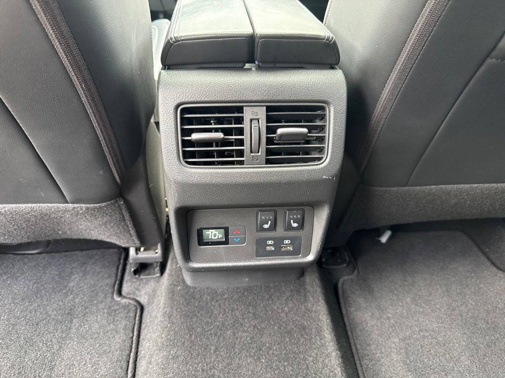Used 2021 Nissan Rogue Platinum AWD/4WD image 20