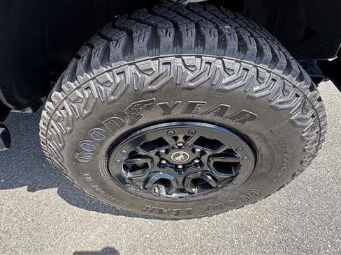 Used 2023 Ford Bronco Wildtrak AWD/4WD image 36