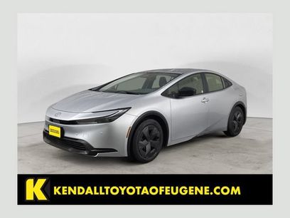 Used 2025 Toyota Prius LE