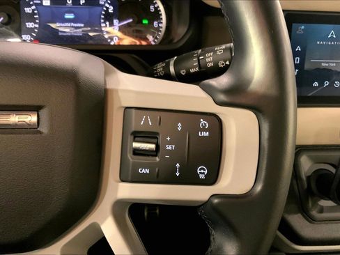 Used 2023 Land Rover Defender 110 X-Dynamic SE image 24