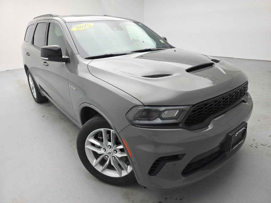 Used 2025 Dodge Durango R/T AWD/4WD image 2