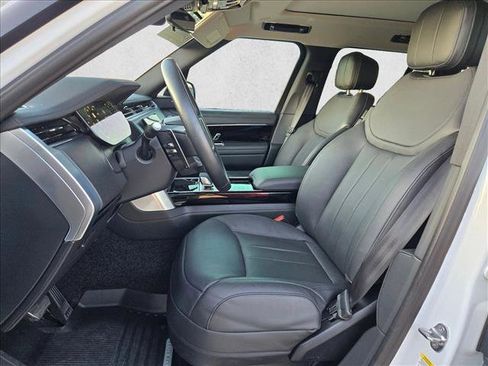 Used 2024 Land Rover Range Rover SE AWD/4WD image 17