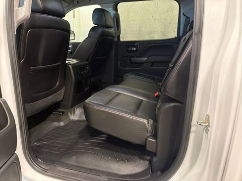Used 2014 GMC Sierra 1500 SLT w/ All-Terrain Package AWD/4WD image 17