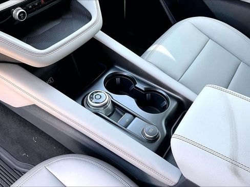 New 2026 Ford Explorer Active w/ Active Comfort Package image 7