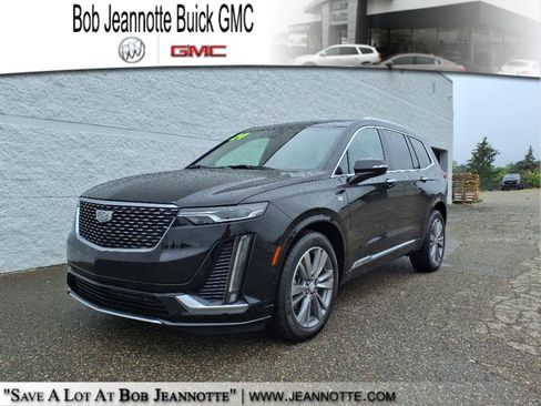 Used 2024 Cadillac XT6 Premium Luxury image 1