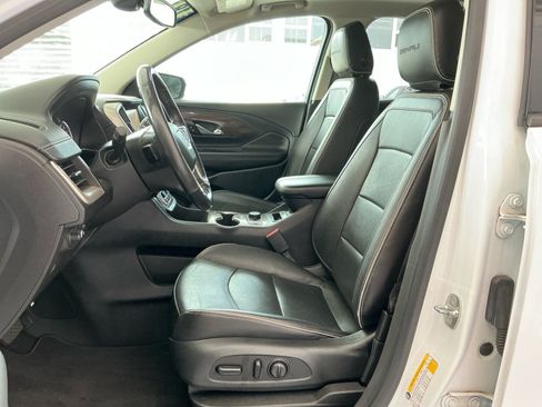 Used 2019 GMC Terrain Denali w/ Advanced Safety Package AWD/4WD image 34