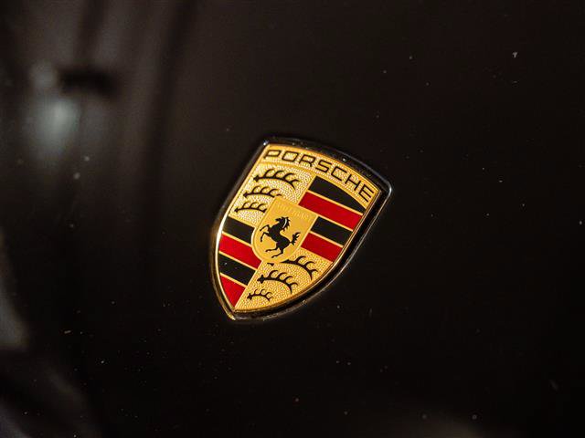 Used 2026 Porsche Macan AWD/4WD image 14