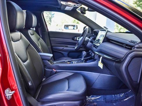 New 2026 Jeep Compass Limited w/ Sun, Sound & Navigation Group image 17