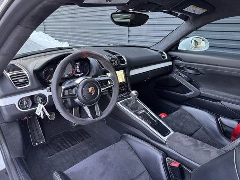 Certified 2016 Porsche Cayman GT4 w/ Sport Chrono Package image 4
