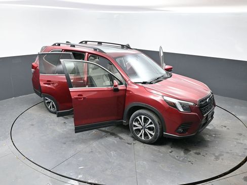 Used 2024 Subaru Forester Limited image 57