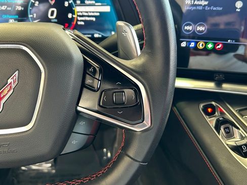 Used 2022 Chevrolet Corvette Stingray Coupe w/ Z51 Performance Package image 40