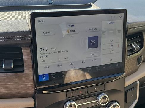 Used 2024 Ford Expedition Max Limited image 34