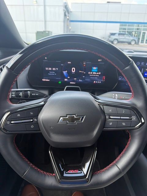 Certified 2024 Chevrolet Equinox EV RS FWD image 7