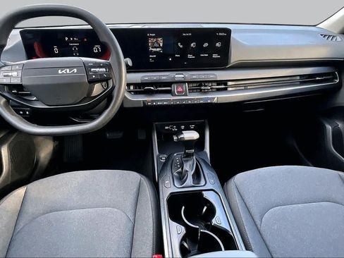Used 2025 Kia K4 FWD image 15