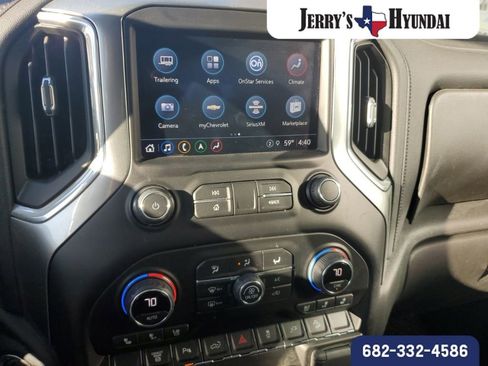 Used 2021 Chevrolet Silverado 2500 LTZ w/ LTZ Plus Package image 11