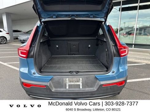 Used 2023 Volvo XC40 Recharge Ultimate w/ Protection Package Premier AWD/4WD image 4