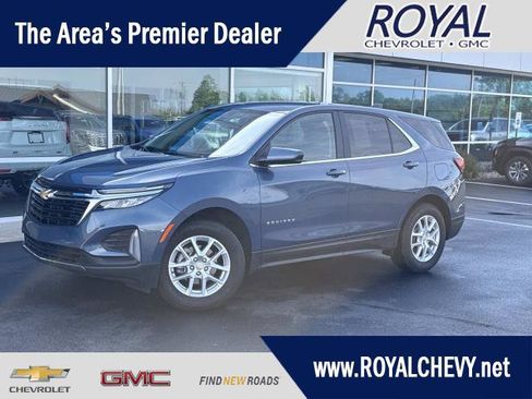 Used 2024 Chevrolet Equinox LT w/ LPO, Floor Liner Package AWD/4WD image 1