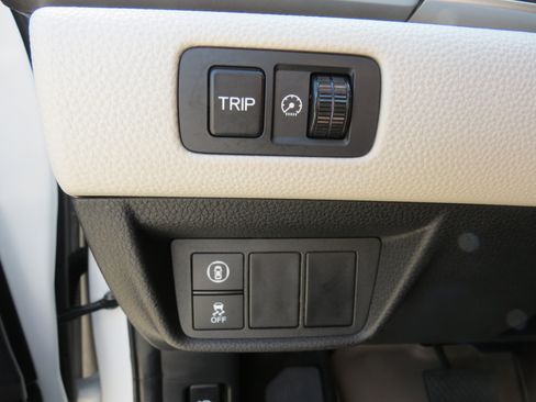 Used 2018 Honda Accord EX image 18