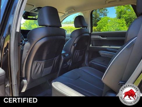 Used 2024 Hyundai Palisade SEL FWD image 16