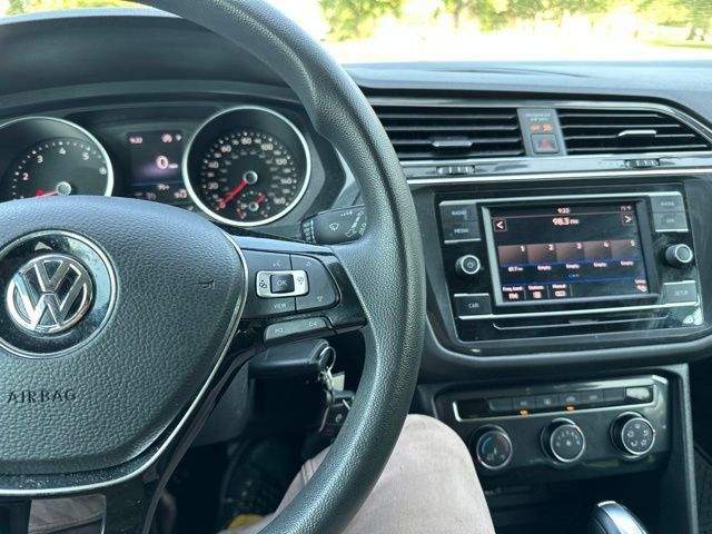 Used 2019 Volkswagen Tiguan S FWD image 38
