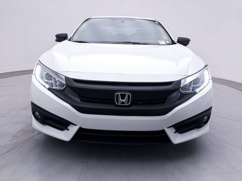 Used 2018 Honda Civic EX-T image 2