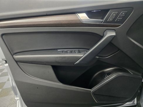 Used 2023 Audi Q5 2.0T Premium w/ Convenience Package image 35