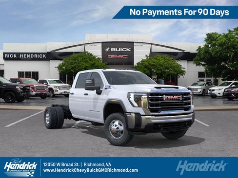 New 2026 GMC Sierra 3500 Pro AWD/4WD image 1