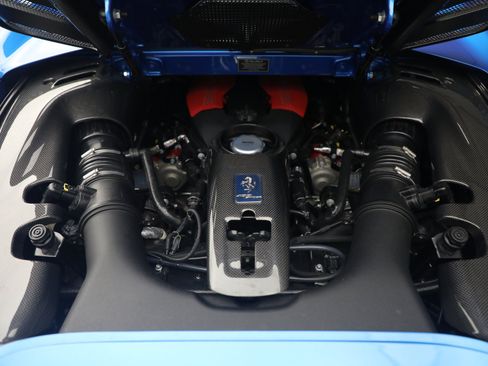 Used 2017 Ferrari 488 Spider RWD image 31