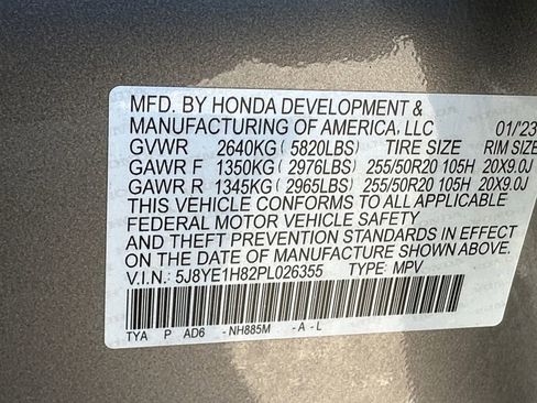 Used 2023 Acura MDX SH-AWD w/ Advance Package image 18