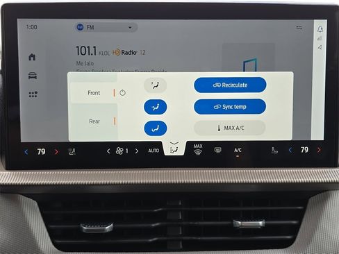 New 2025 Ford Explorer Active w/ Active Comfort Package image 25