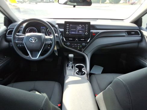 Used 2024 Toyota Camry LE FWD image 20